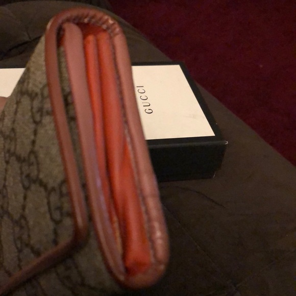 Authentic Gucci wallet - Picture 5 of 7
